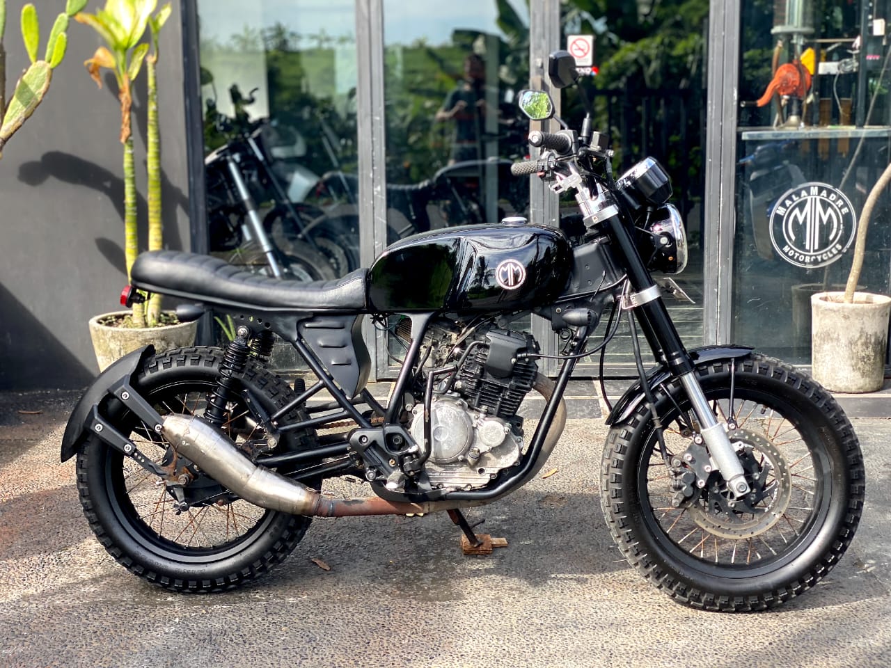 MM5 Yamaha Scorpio 225 – MalaMadre Motorcycles