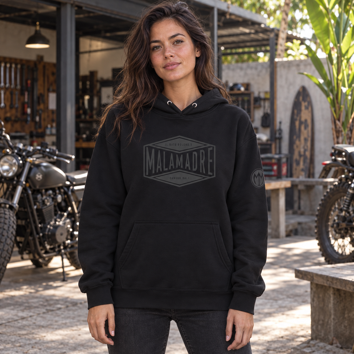 AI lifestyle mockup of MALAMADRE UNISEX; original product detail images retained